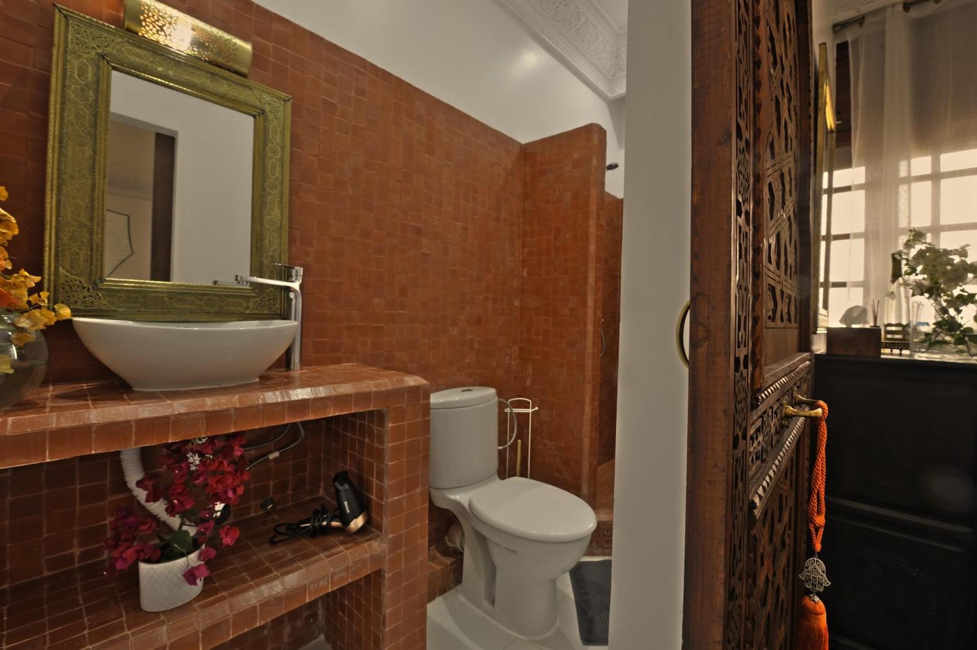 Lhostel A Casablanca Bagian luar foto