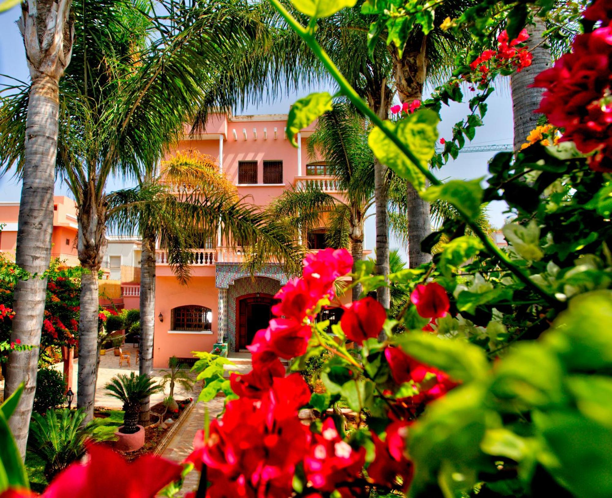 Lhostel A Casablanca Bagian luar foto