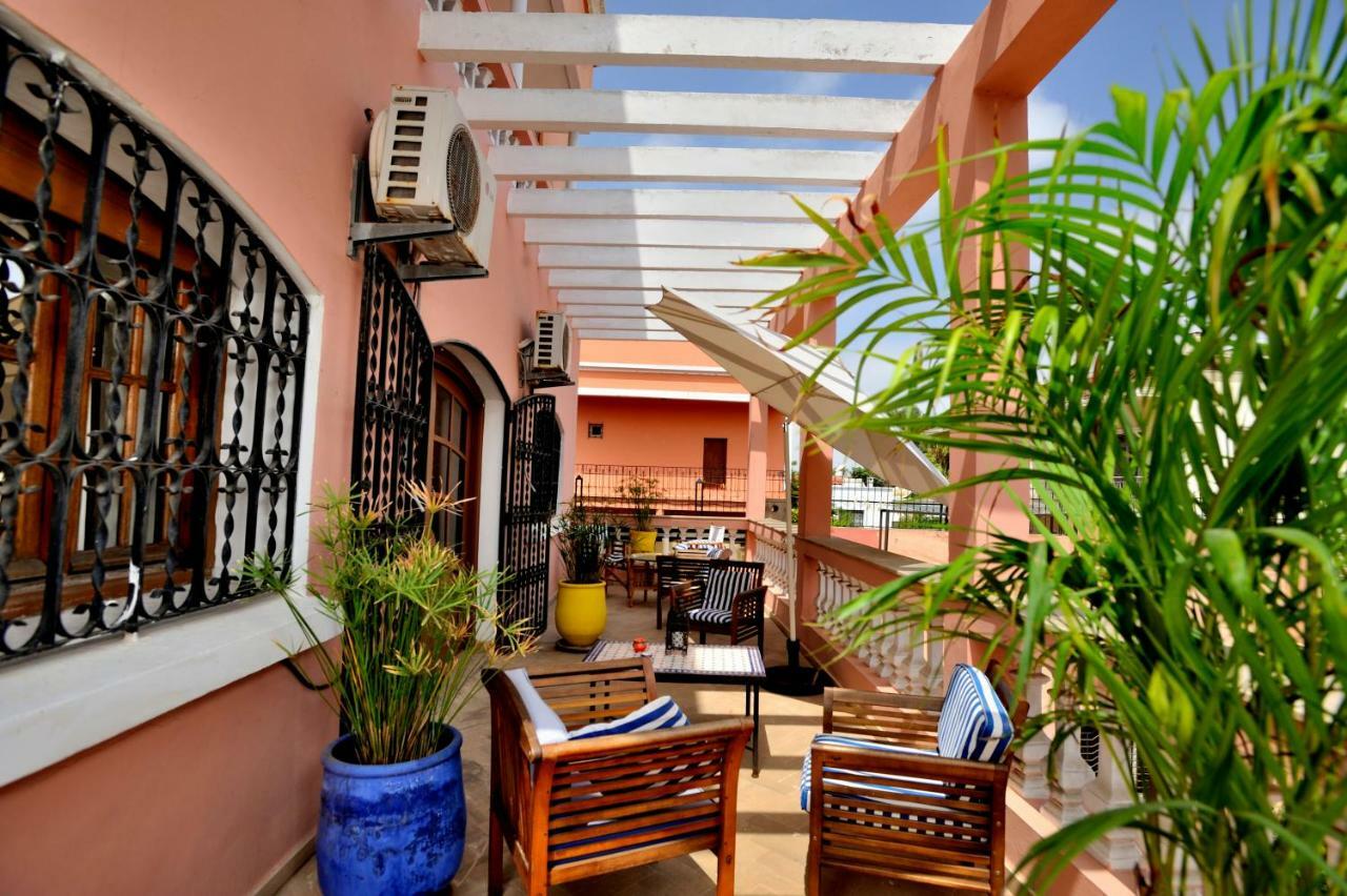 Lhostel A Casablanca Bagian luar foto