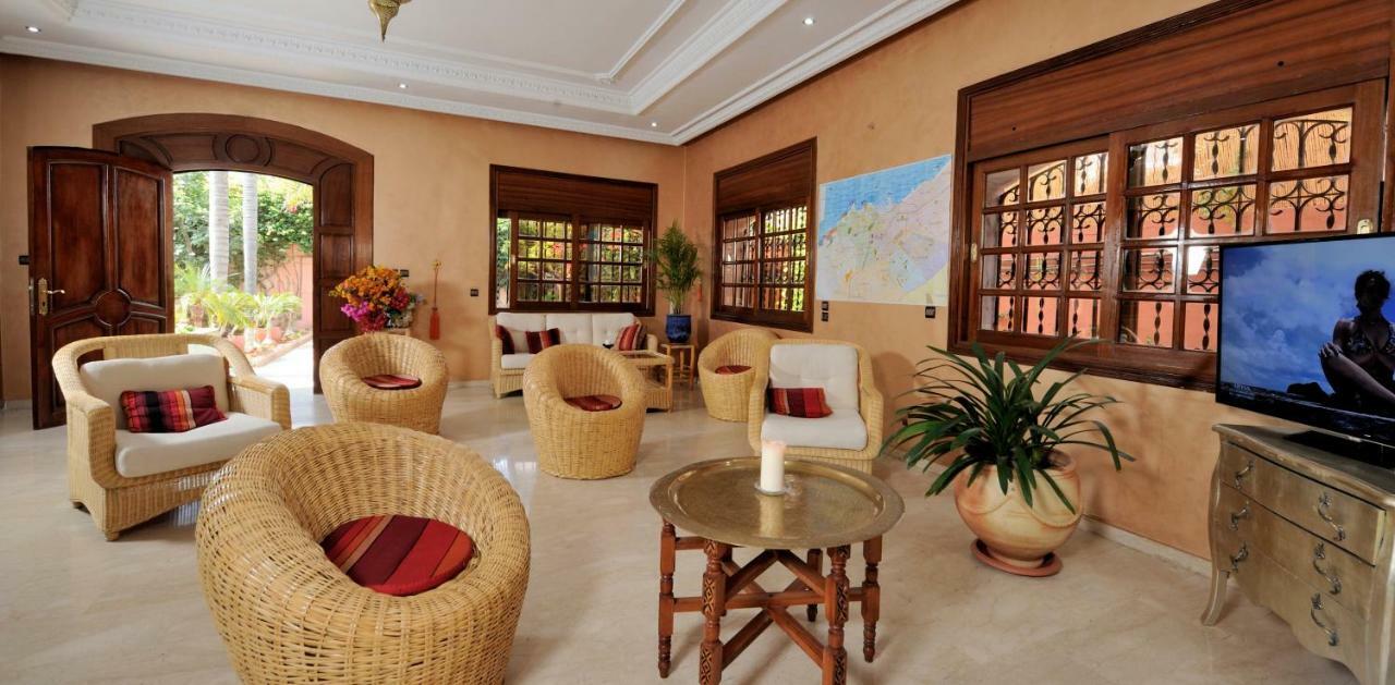 Lhostel A Casablanca Bagian luar foto
