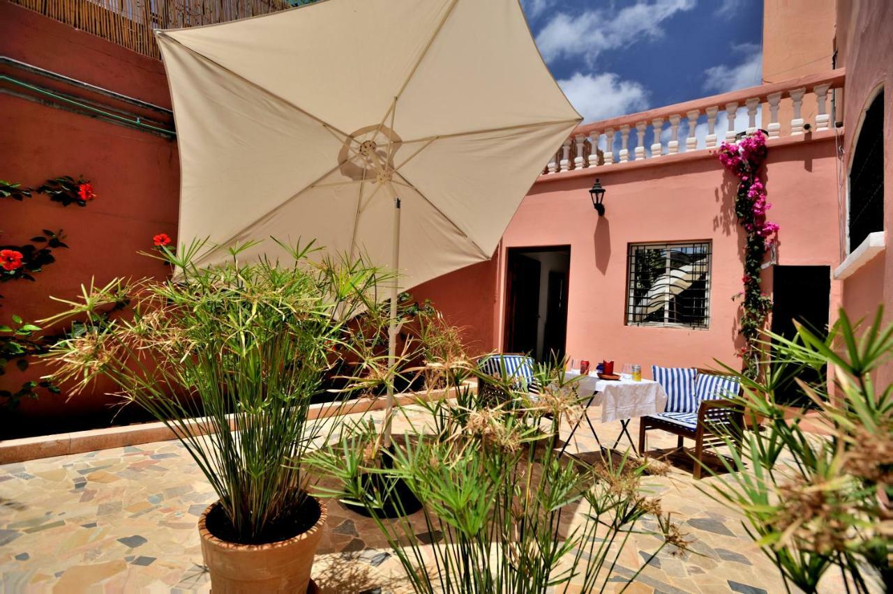 Lhostel A Casablanca Bagian luar foto