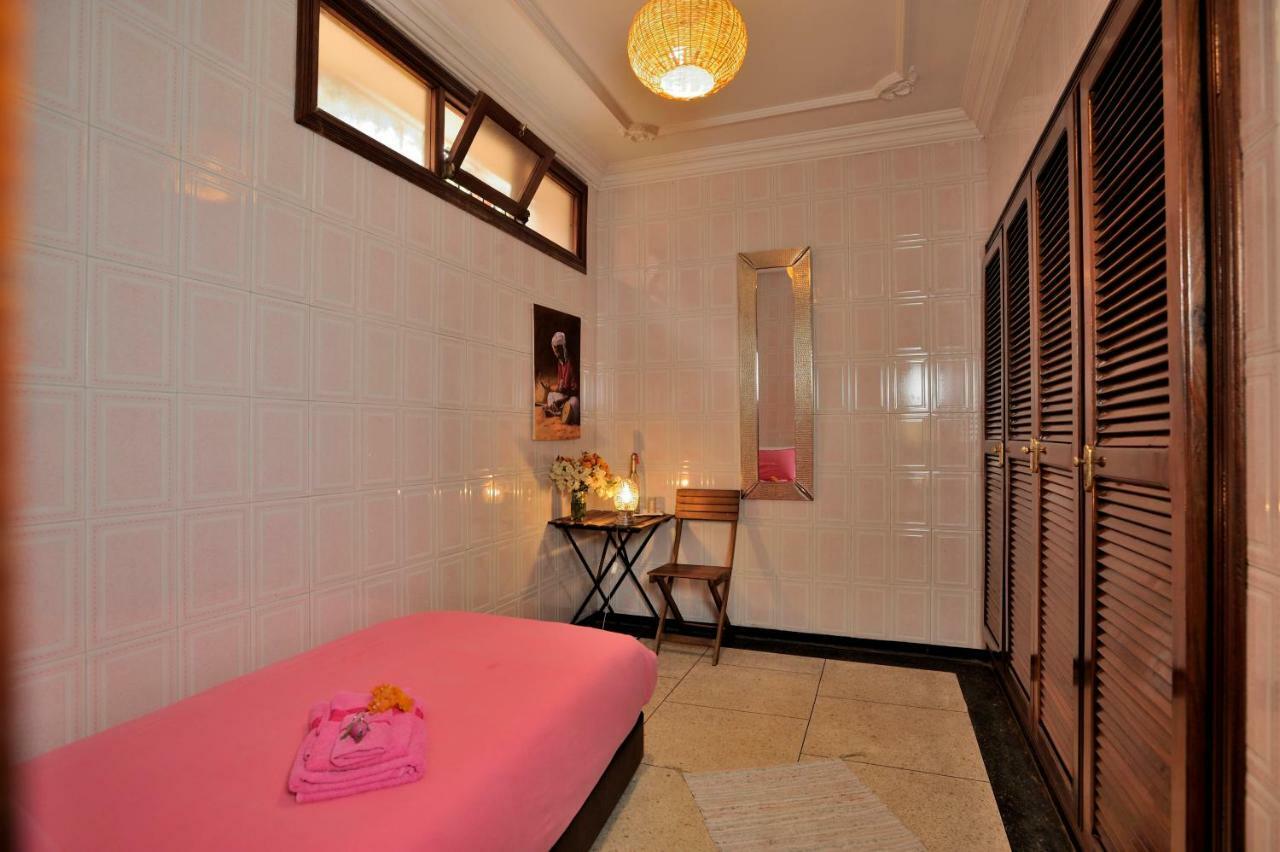 Lhostel A Casablanca Bagian luar foto